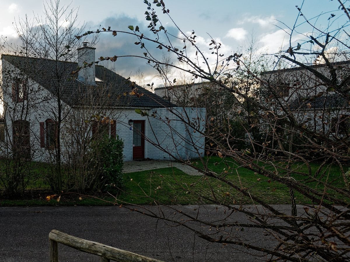 Vakantiewoning tussen de bomen op vakantiepark De Krim, Texel